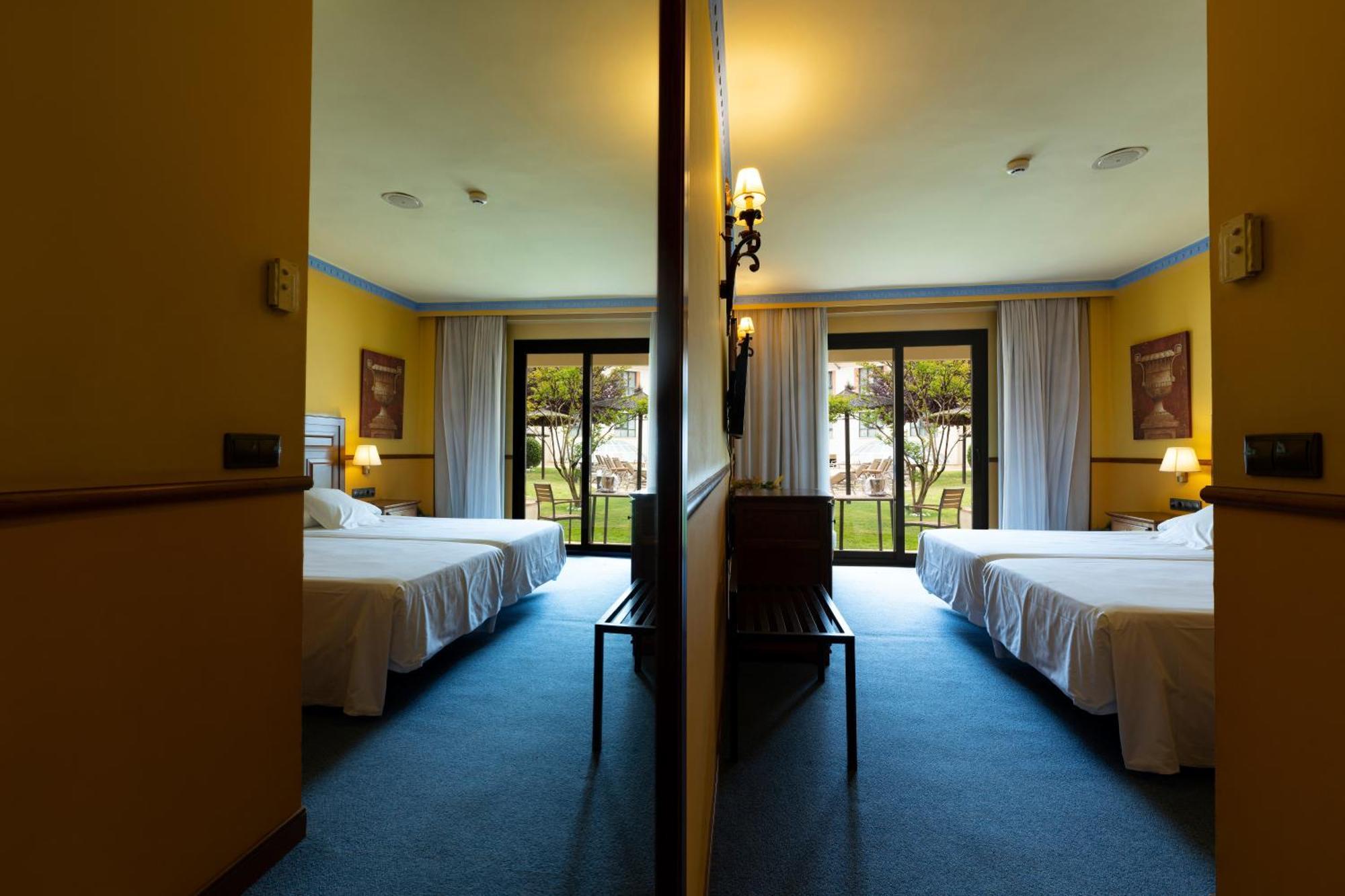 Hotel Antequera Hills Room photo